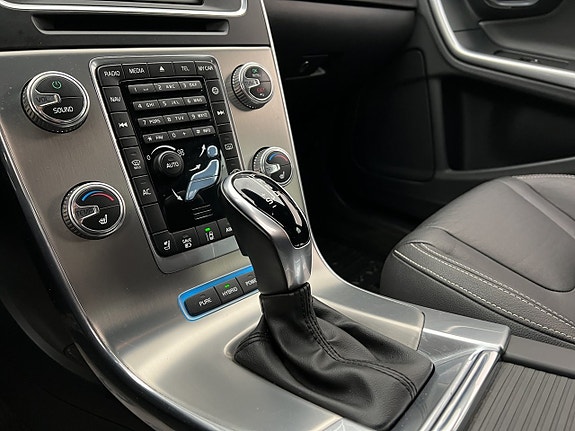 Volvo V60 24 of 30