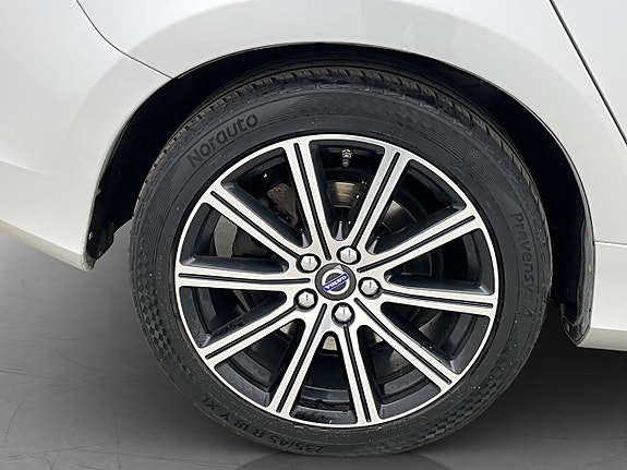 Volvo V60 30 of 30