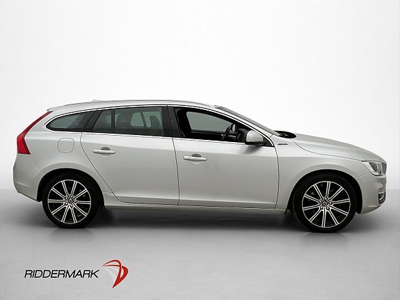 Volvo V60 9 of 30