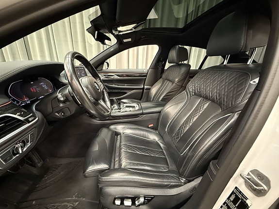 BMW 740d 7 of 29