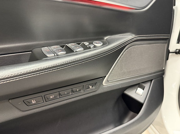 BMW 740d 11 of 29