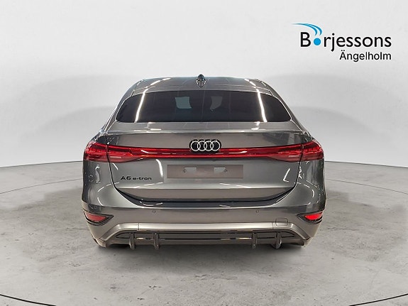 Audi A6 4 of 11