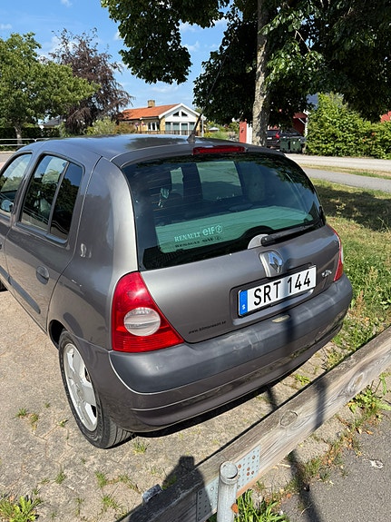 Renault Clio 3 of 5