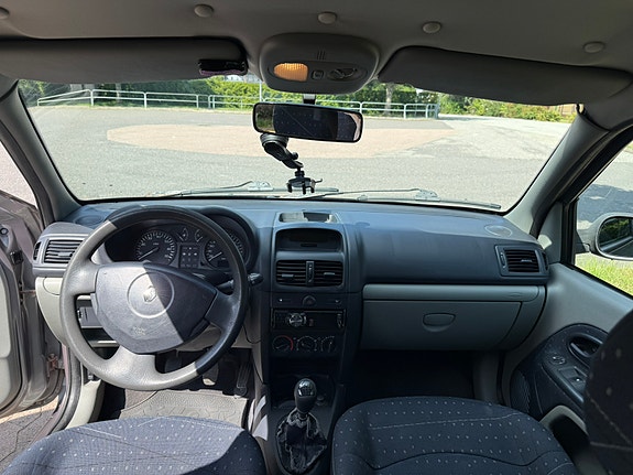 Renault Clio 4 of 5