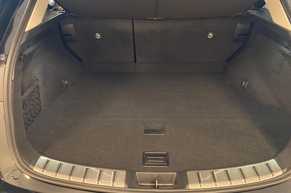 Lexus NX450h+ 9 of 23