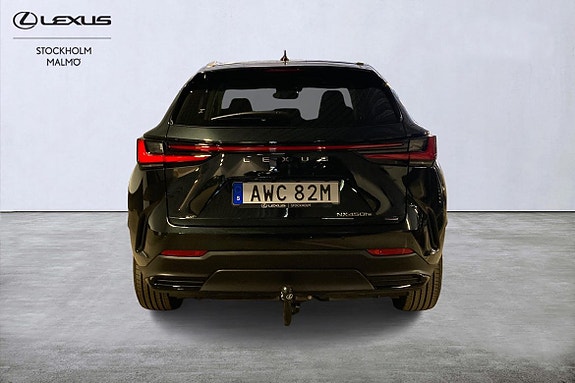 Lexus NX450h+ 4 of 5