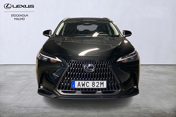 Lexus NX450h+ 5 of 5