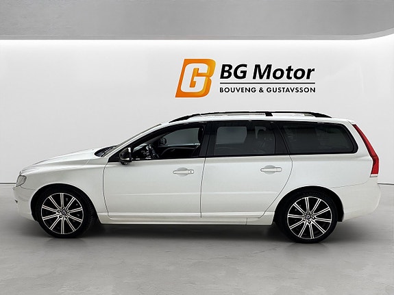 Volvo V70 7 of 30