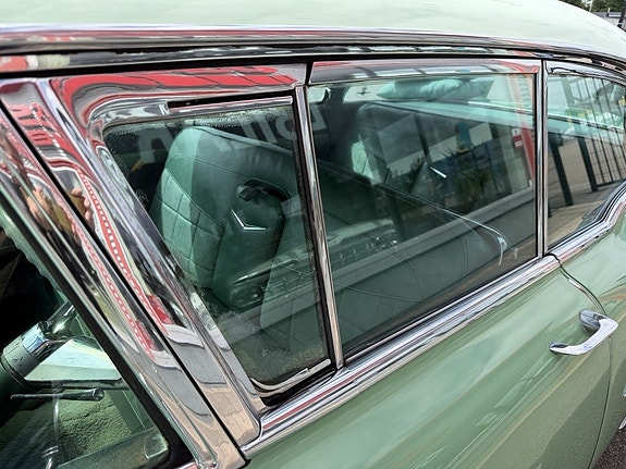Cadillac Deville 27 of 30