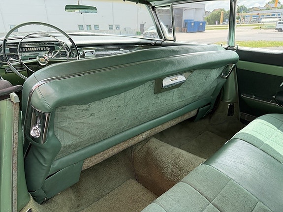 Cadillac Deville 18 of 30