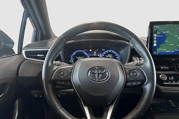 Toyota Corolla 10 of 15