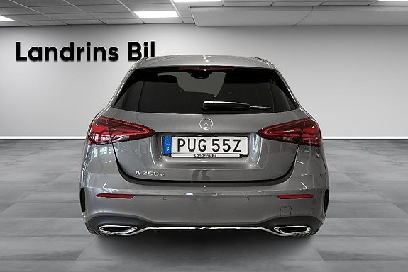 Mercedes-Benz A250 e 5 of 5