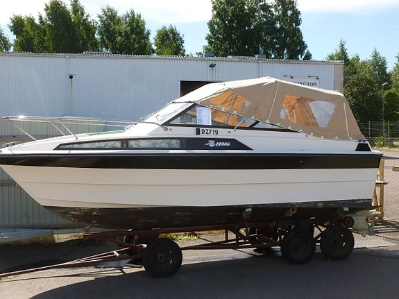 Fjord 21 DC Volvo Penta AQ145A 1981 2 of 5