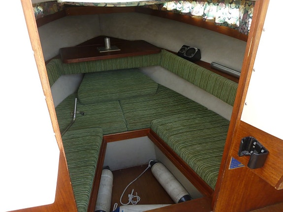 Fjord 21 DC Volvo Penta AQ145A 1981 4 of 5