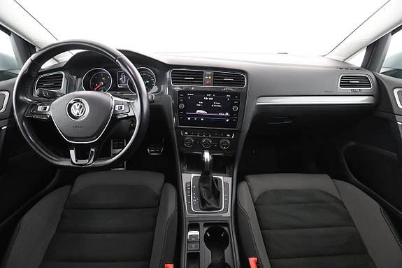 Volkswagen Golf Alltrack 13 of 30