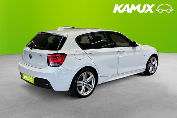 BMW 116i 4 of 5
