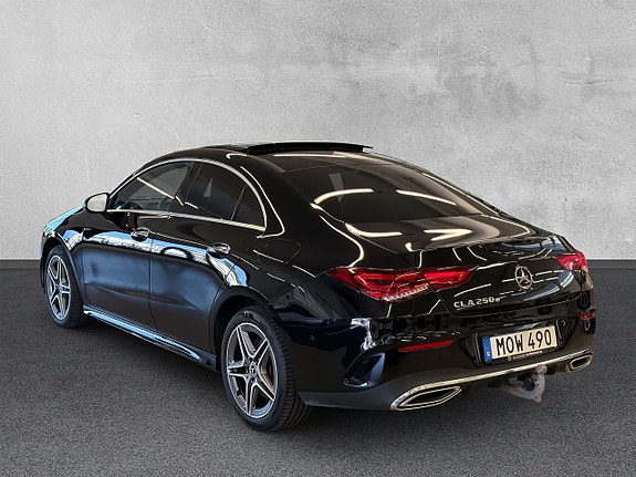 Mercedes-Benz CLA250 e 3 of 5