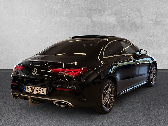 Mercedes-Benz CLA250 e 5 of 5