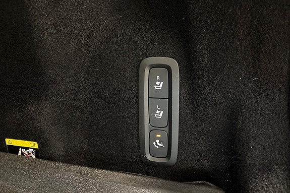 Volvo XC60 24 of 30