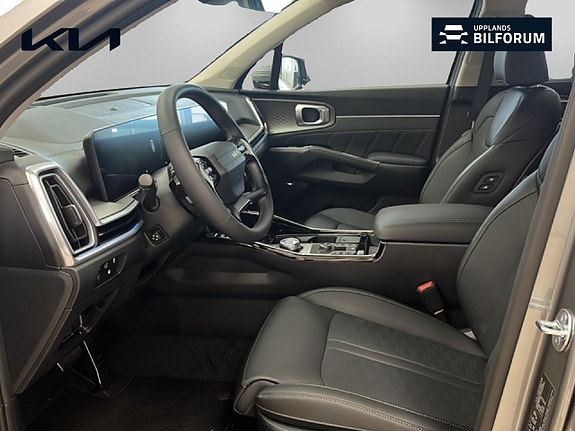 Kia Sorento 8 of 22