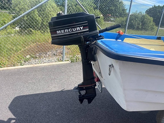 Motorbåt 4.65m med Mercury 4hk och båtkärra 4 of 4