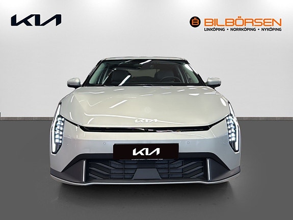 Kia EV4 3 of 14