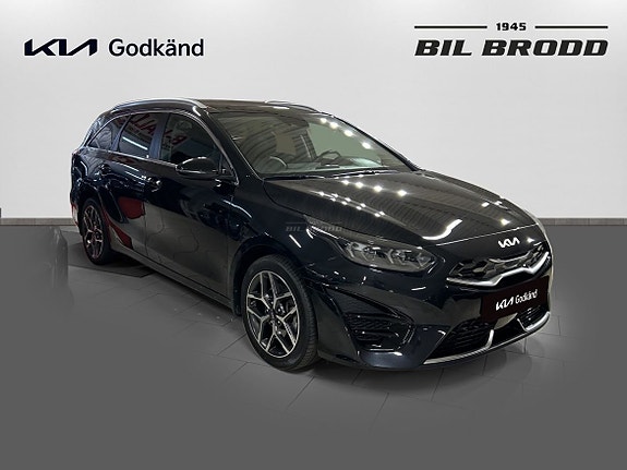 Kia Ceed 3 of 15