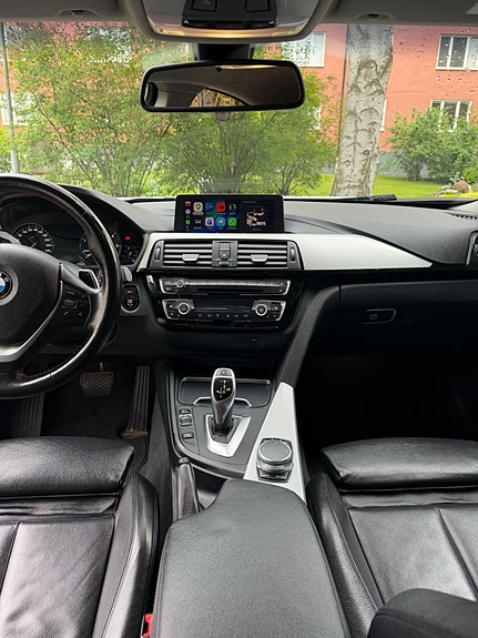 BMW 420d 3 of 5