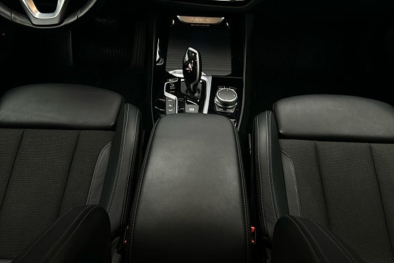 BMW X3 9 of 24