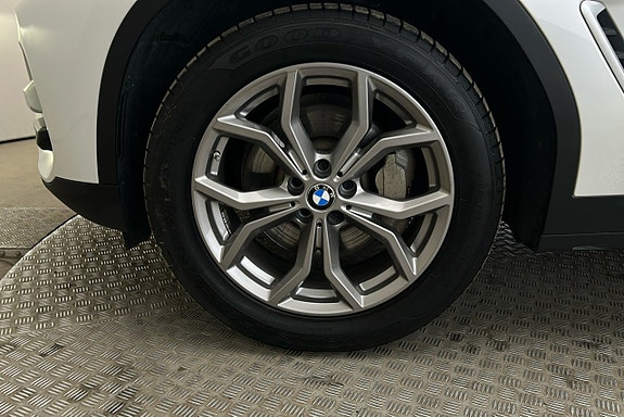 BMW X3 12 of 24
