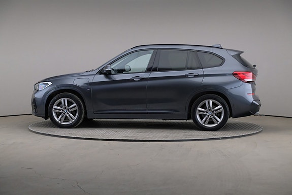 BMW X1 4 of 5