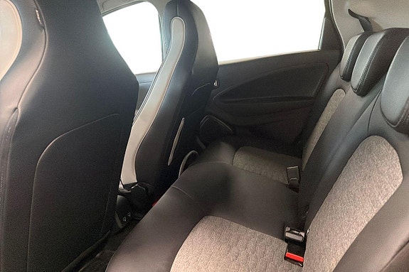 Renault Zoe 12 of 24