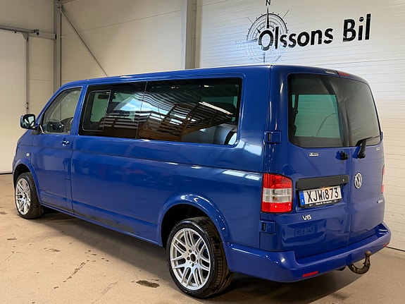 Volkswagen Caravelle 4 of 5
