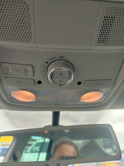 Volkswagen Tiguan 10 of 16
