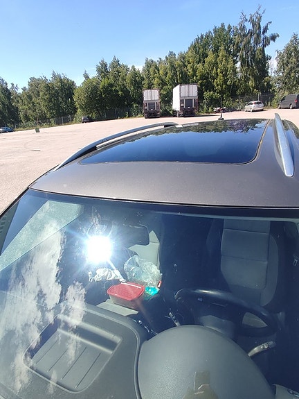Volkswagen Tiguan 14 of 16