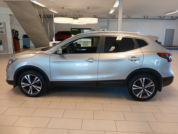 Nissan Qashqai 2 of 5