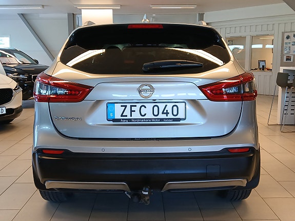 Nissan Qashqai 4 of 5