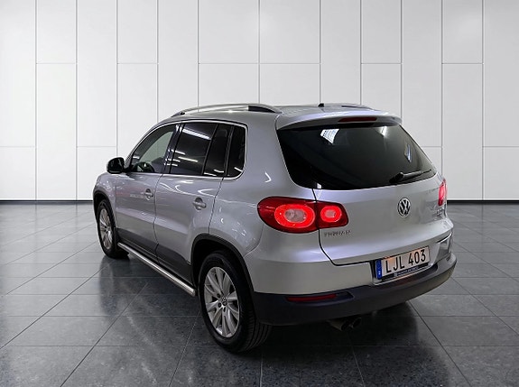 Volkswagen Tiguan 6 of 15