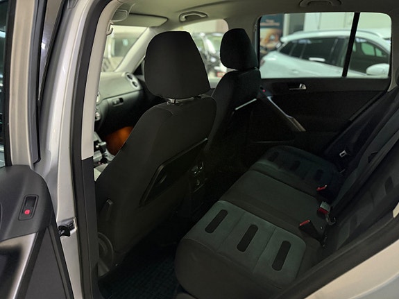 Volkswagen Tiguan 15 of 15