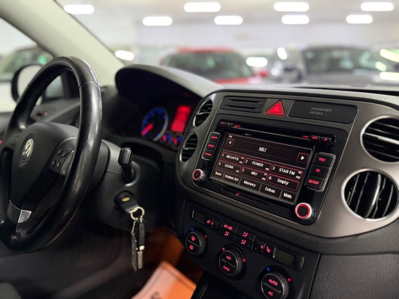 Volkswagen Tiguan 12 of 15