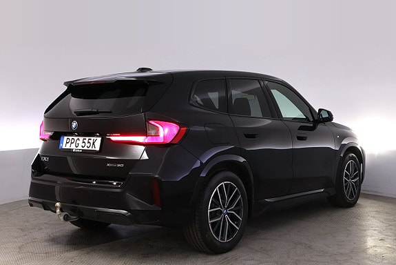 BMW iX1 5 of 5
