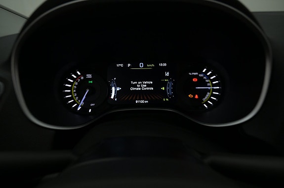 Jeep Compass 8 of 27