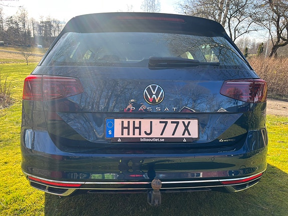Volkswagen Passat 3 of 5