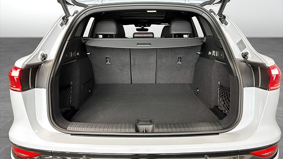 Audi Q6 e-tron 14 of 27