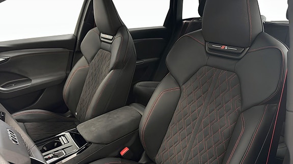 Audi Q6 e-tron 8 of 27