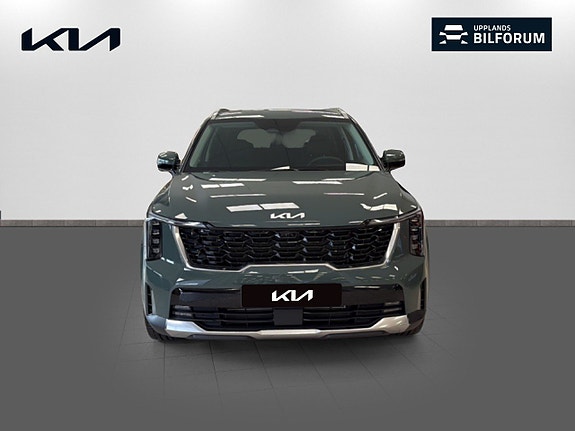 Kia Sorento 2 of 20