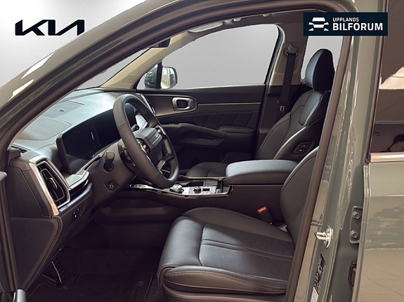 Kia Sorento 8 of 20