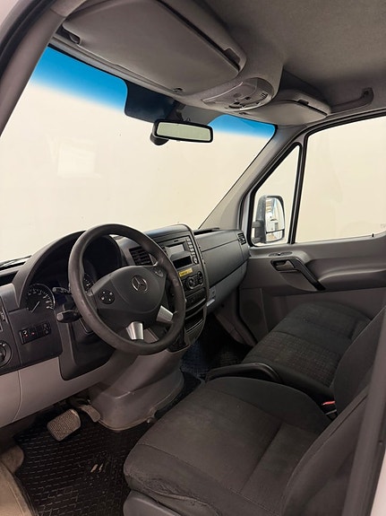 Mercedes-Benz Sprinter 316 8 of 12