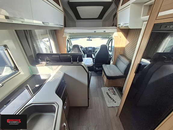 Adria Coral XL 670 SL *AC *Långbädd *Alkov 2 of 13