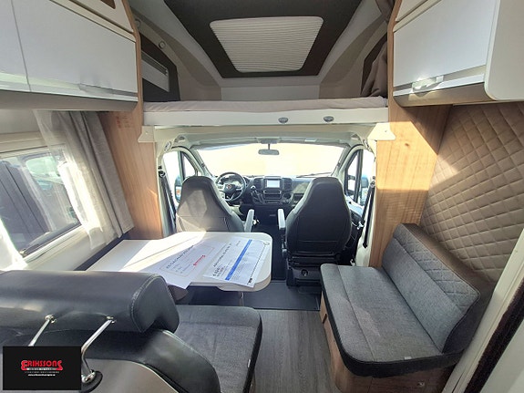 Adria Coral XL 670 SL *AC *Långbädd *Alkov 3 of 13